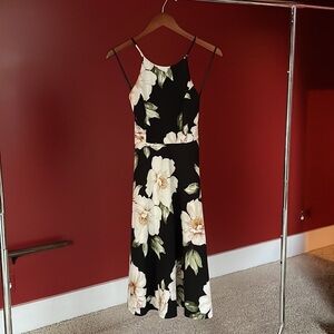 NWT Black & cream colored floral dress Monteau